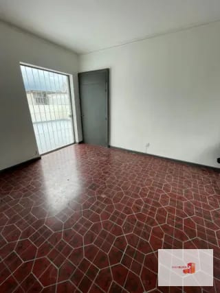 Oficinas con terraza amplia, cerca de Plazuela España — Oficina en Alquiler en Zona 9, Guatemala, Ciudad — miniatura 6 de 10