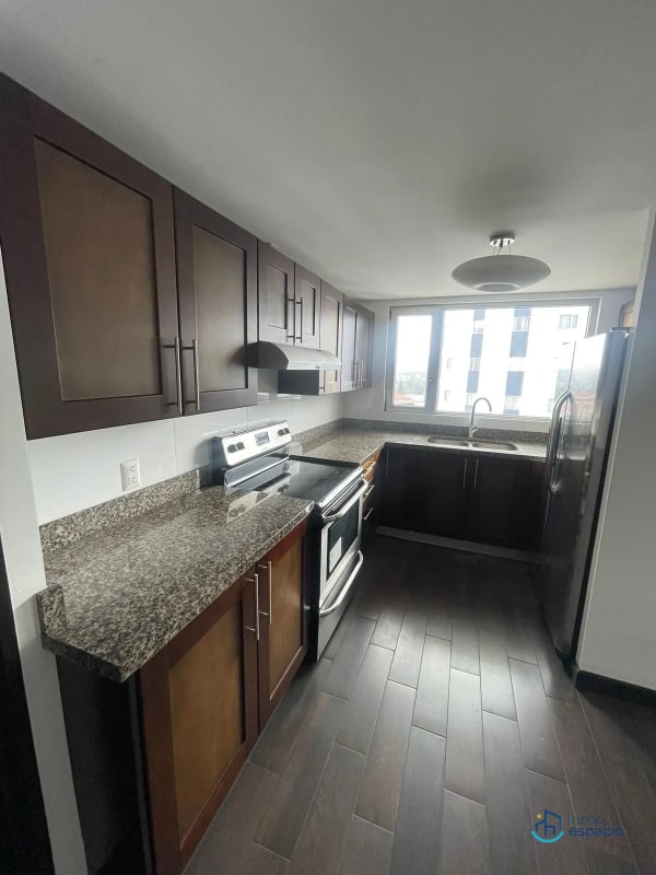 Apartamento en renta, Zona 14-Edificio Attica - 5