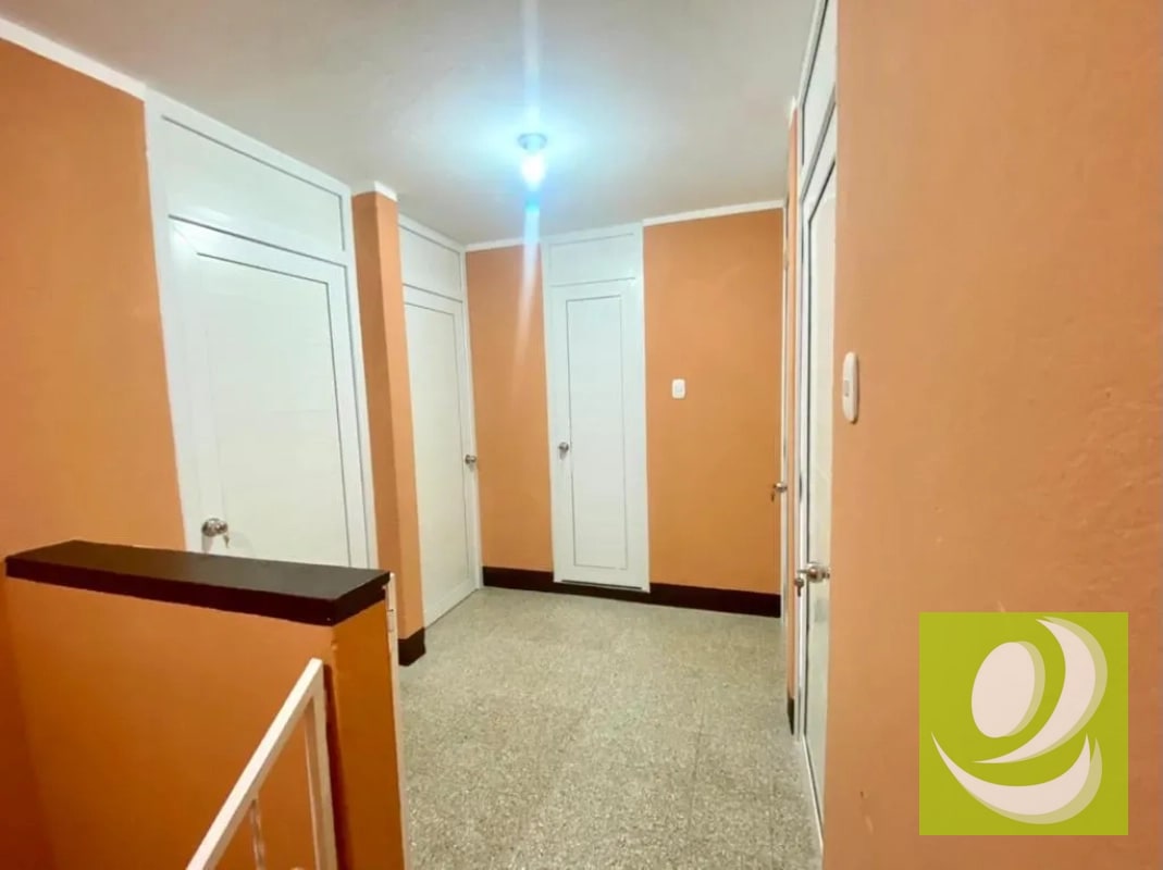 En Venta Terreno Con 5 Casas En Chiquimula - 2