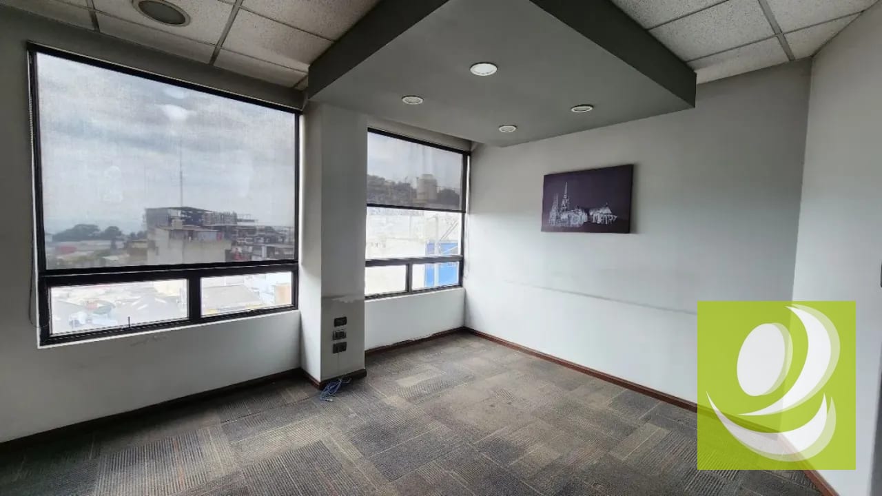 Vendo Edificio comercial En Mixco San Cristóbal — Edificio en Venta en Zona 8 Mixco, Guatemala, Ciudad — foto 3 de 5
