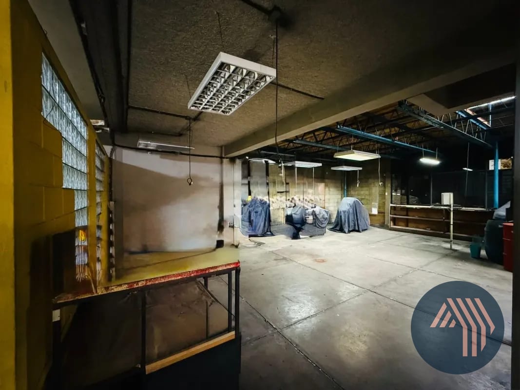 Venta de Bodega en Excelente Ubicación - Zona 01 — Bodega / Ofibodega en Venta en Zona 1, Guatemala, Ciudad — foto 6 de 16