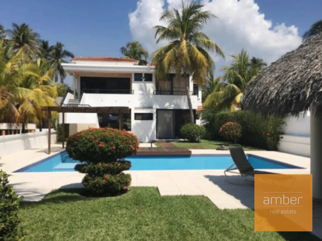 Casa en Chulamar, Puerto San José - 11