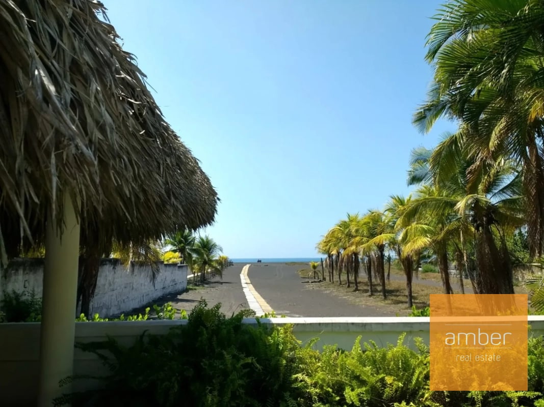 Casa en Chulamar, Puerto San José - 1