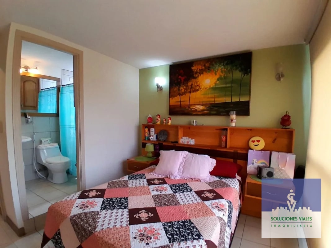 APARTAMENTO EN VENTA CON MEJORAS EN ALTOS DE SABANA, ZONA 17 - 5