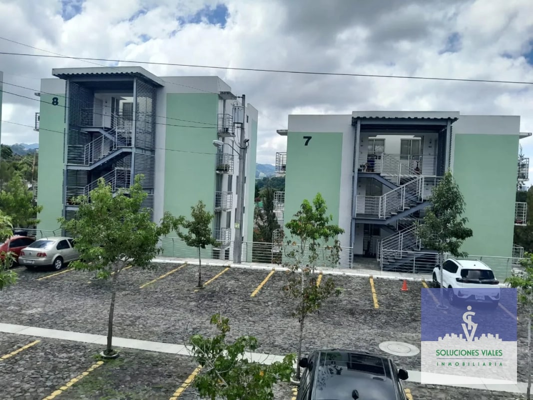 APARTAMENTO EN VENTA CON MEJORAS EN ALTOS DE SABANA, ZONA 17 - 1