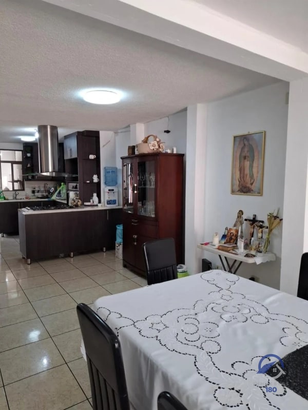 Casa en venta en Jardines de la Asunción, zona 5, Ciudad de Guatemala - 2