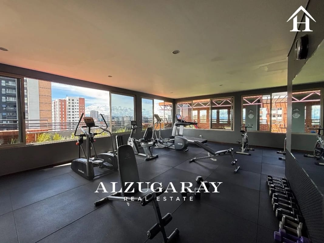 APTO. MODERNO CON BALCÓN - 3 HAB. / EDIFICIO NEO ZONA 10 — Apartamento en Alquiler en Zona 10, Guatemala, Ciudad — foto 5 de 11
