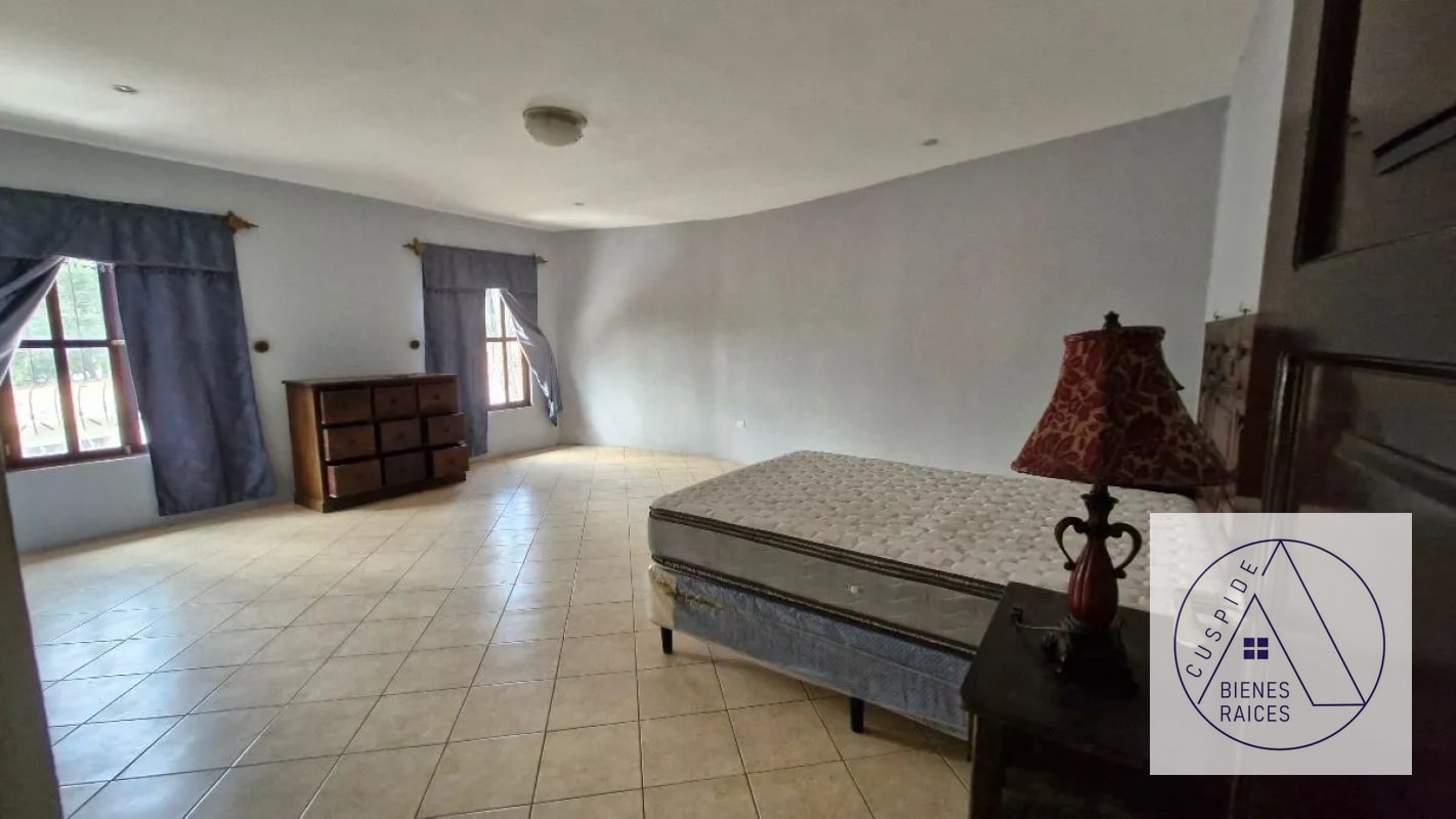 Antigua Guatemala San Bartolome Becerra se vende Casa fuera de condominio. - 6