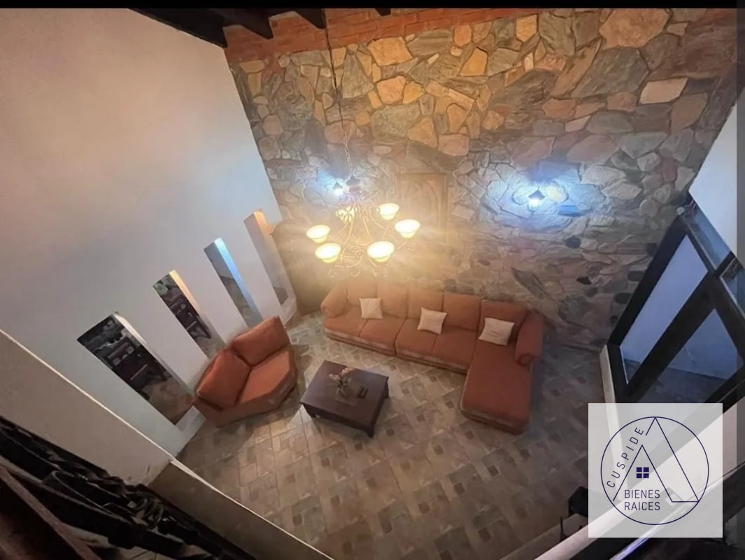 Antigua Guatemala San Bartolome Becerra se vende Casa fuera de condominio. - 1