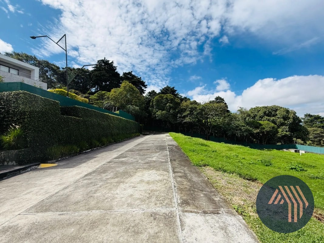 VENTA DE TERRENOS EN LINDO CONDOMINIO - PORTAL VERDE, BELLAS LUCES - 9