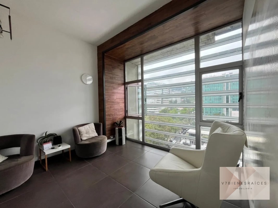 OFICINA EN VENTA ZONA 15 - 3