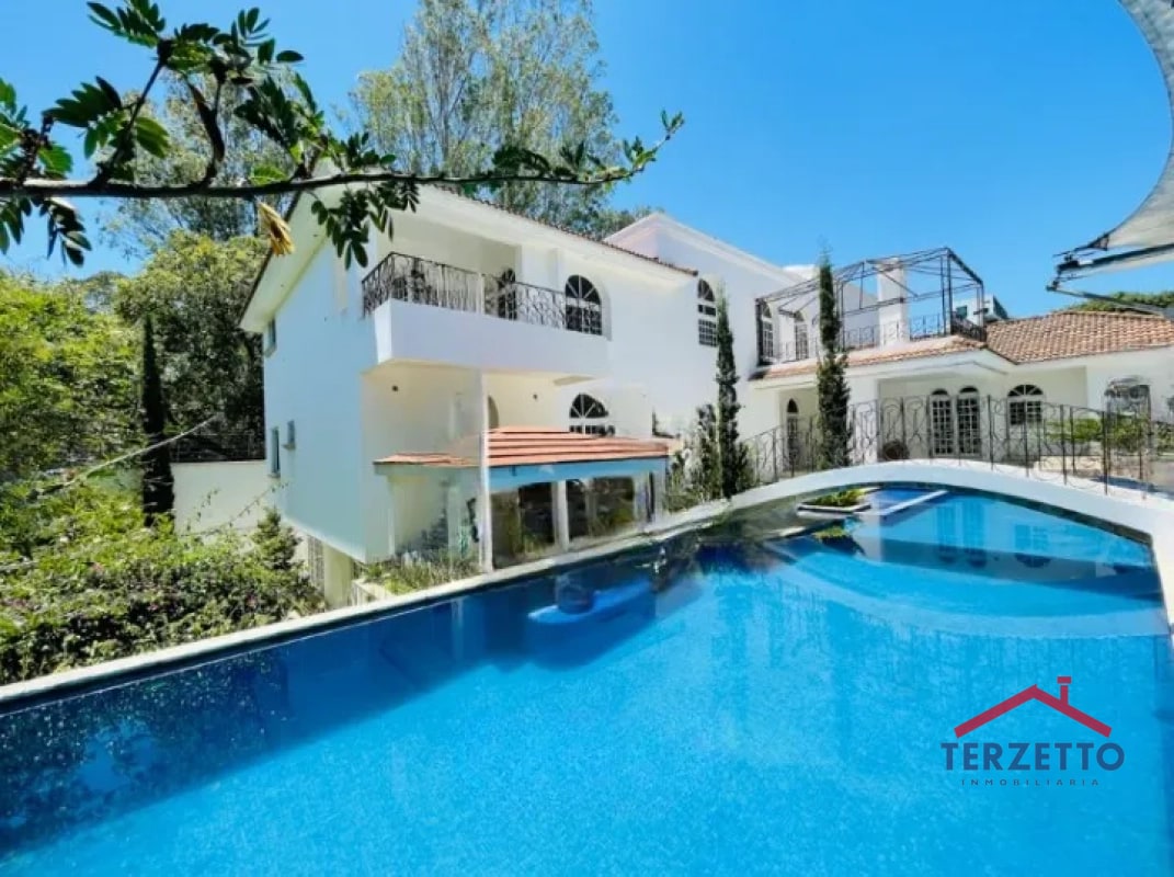 Casa en Foresta Cayalá Zona 16 - 5