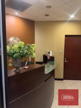 OFICINA EN VENTA EN TORRE PRADERA EN ZONA 10 002OVDZ10 — Oficina en Venta en Zona 10, Guatemala, Ciudad — miniatura 1 de 11