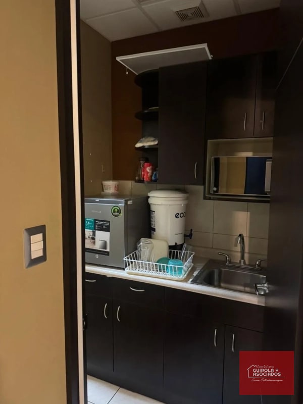 OFICINA EN VENTA EN TORRE PRADERA EN ZONA 10 002OVDZ10 - 10