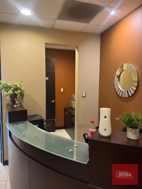OFICINA EN VENTA EN TORRE PRADERA EN ZONA 10 002OVDZ10 - 7