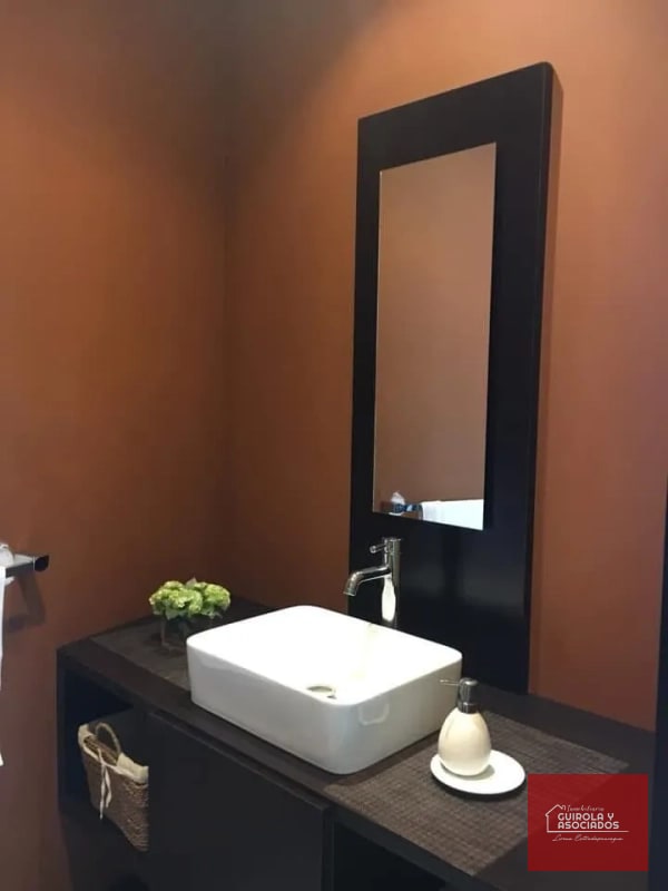 OFICINA EN VENTA EN TORRE PRADERA EN ZONA 10 002OVDZ10 - 1
