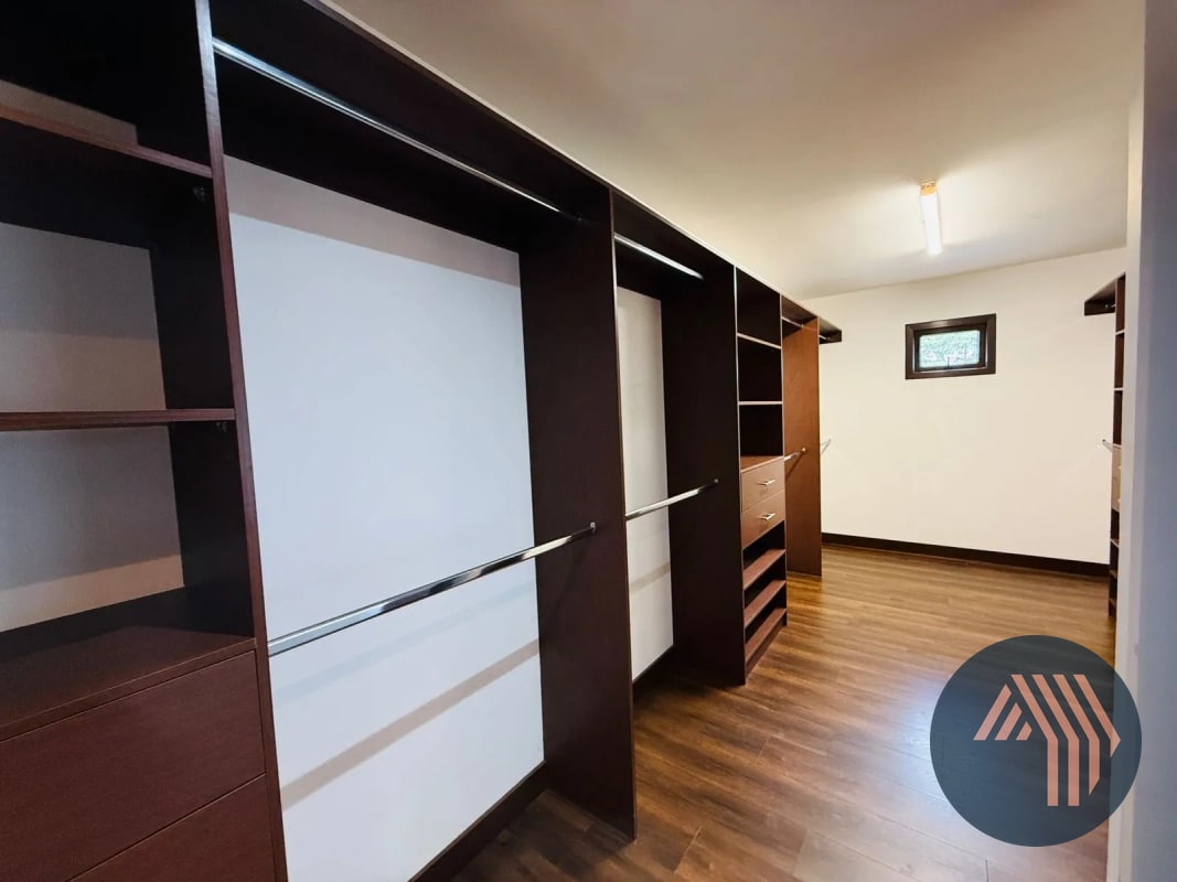 VENTA DE HERMOSA CASA - PORTAL VERDE, BELLAS LUCES - 9