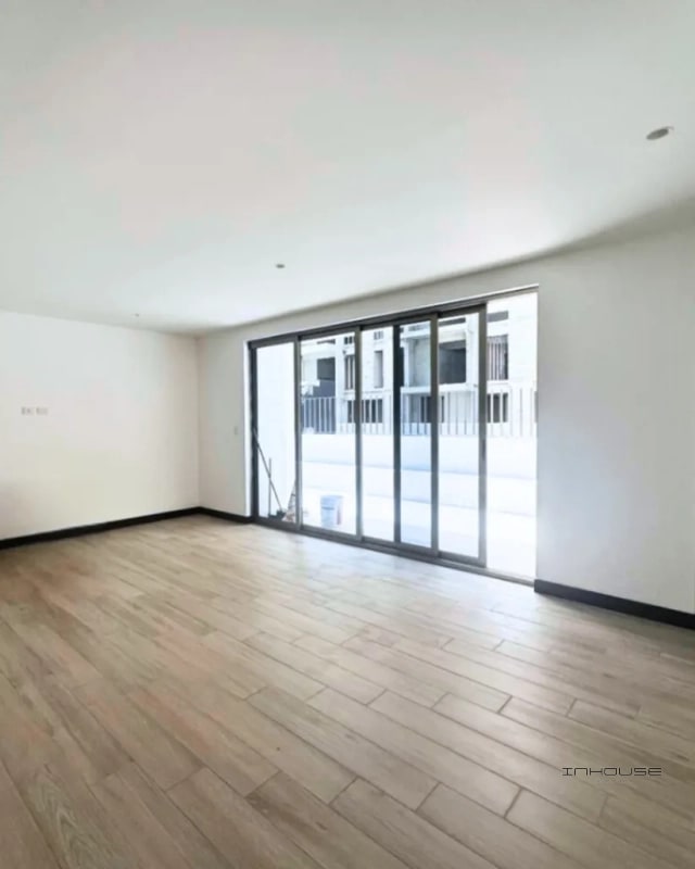 APARTAMENTO EN RENTA ZONA 13 IRIDIA CON TERRAZA - 7