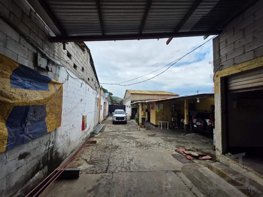 Terreno en venta San Miguel Petapa 2,760 vrs - 3
