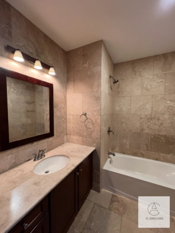 Lindo apartamento en venta en Torre Real - 4