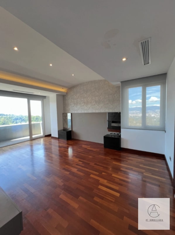 Lindo apartamento en venta en Torre Real - 3