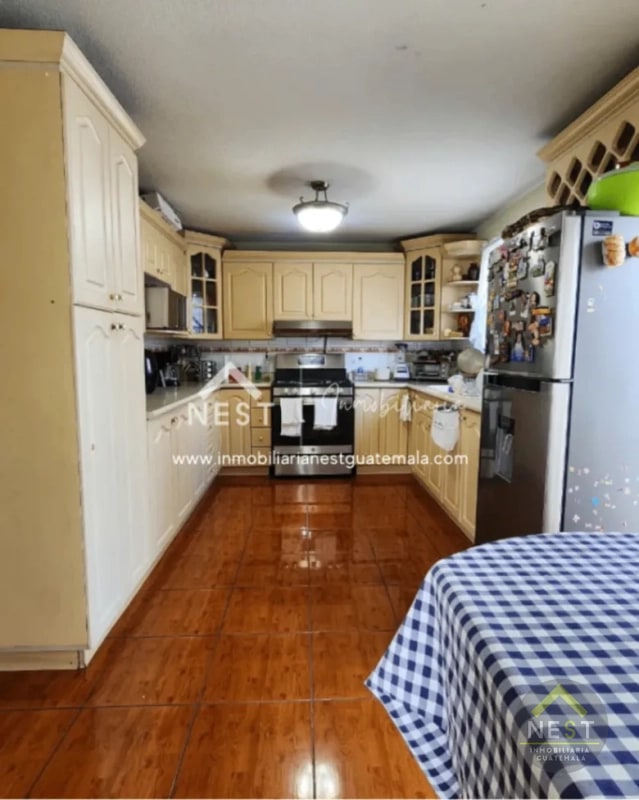 Casa en Venta en Ciudad San Cristóbal, zona 8 de Mixco | Condominio Atlantis - 13