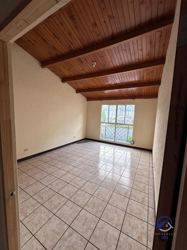 Casa en venta en Condominio El Frutal 1, Villa Nueva - 3