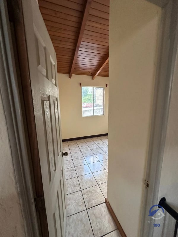 Casa en venta en Condominio El Frutal 1, Villa Nueva - 2