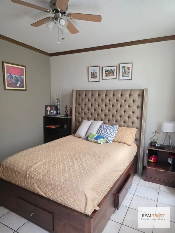 Casa en venta Zona 16 - 5