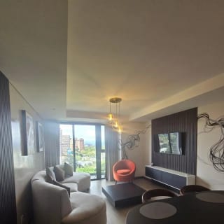 Venta de apartamento en zona 10 Reserva Diez de 3 dormitorios y dormitorio de servicio — Apartamento en Venta en Reserva Diez, Zona 10, Guatemala, Ciudad — miniatura 1 de 10