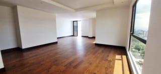 Apartamento en Alquiler Zona 14 — Apartamento en Alquiler en Vistana, Zona 14, Guatemala, Ciudad — miniatura 4 de 16