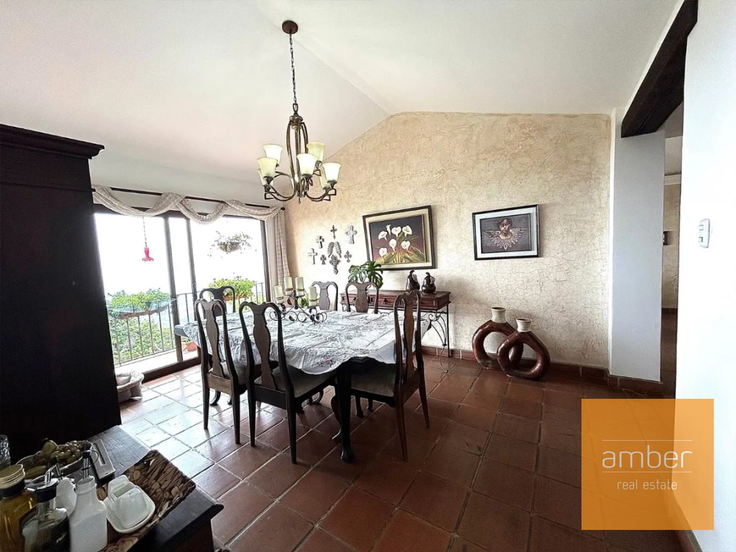Casa en Altos de Miralvalle, Mixco - 9
