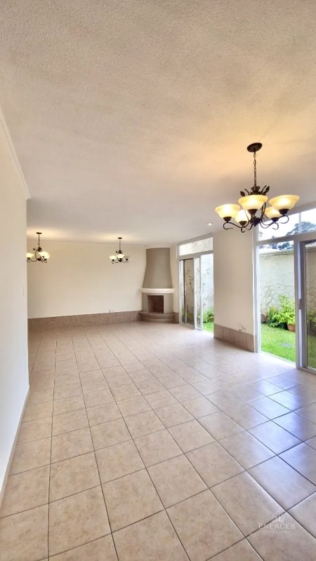 Zona 7 de Mixco • Casa en venta • Altos del Encinal II - 4