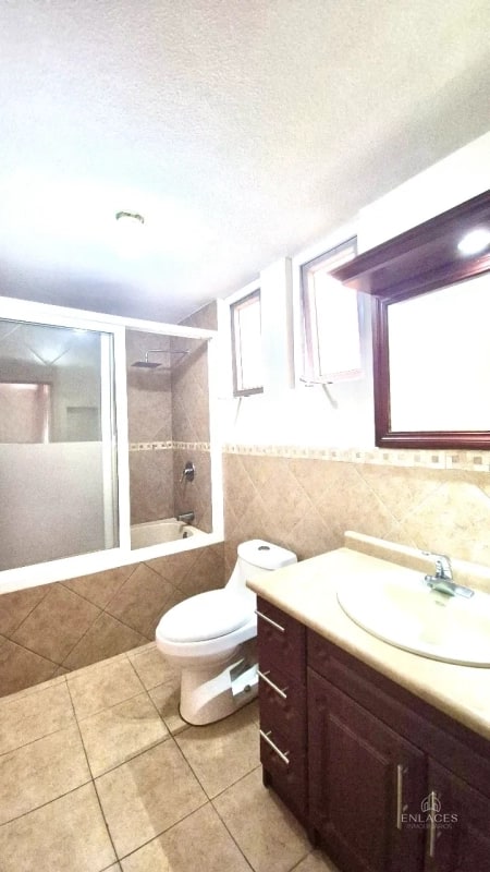 Zona 7 de Mixco • Casa en venta • Altos del Encinal II - 2