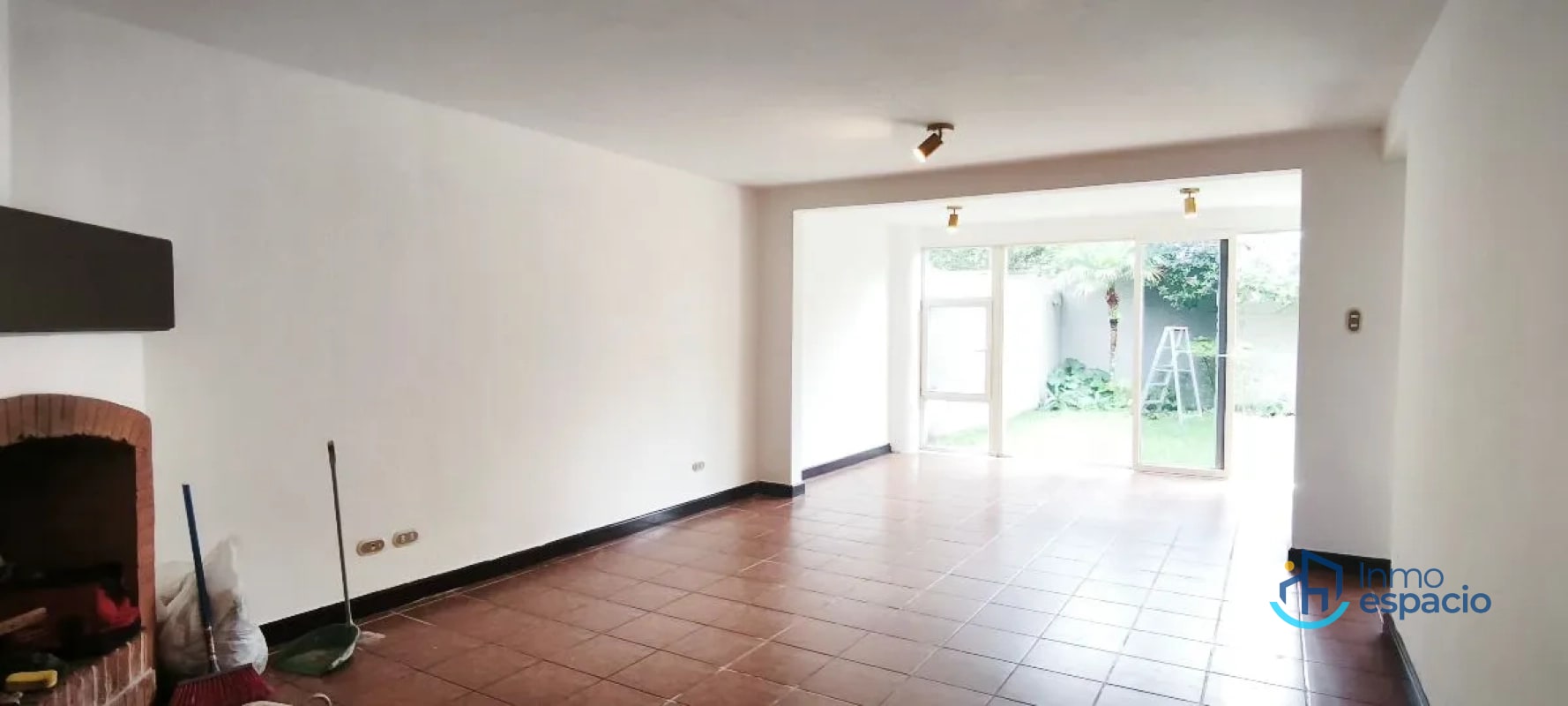 Casa en Renta- Km. 13.5, Villas del Campo - 2