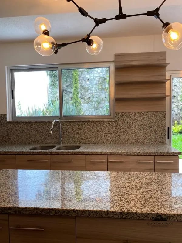 CASA EN VENTA MONTEBELLO II — Casa en Venta en Carretera a El Salvador, Guatemala, Ciudad — foto 6 de 10