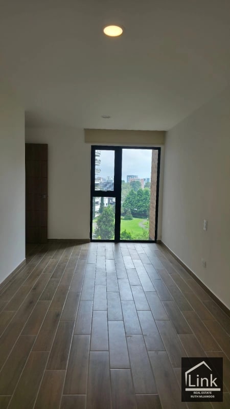 ALQUILER DE APARTAMENTO ZONA 14 PARQUE 14 - 7