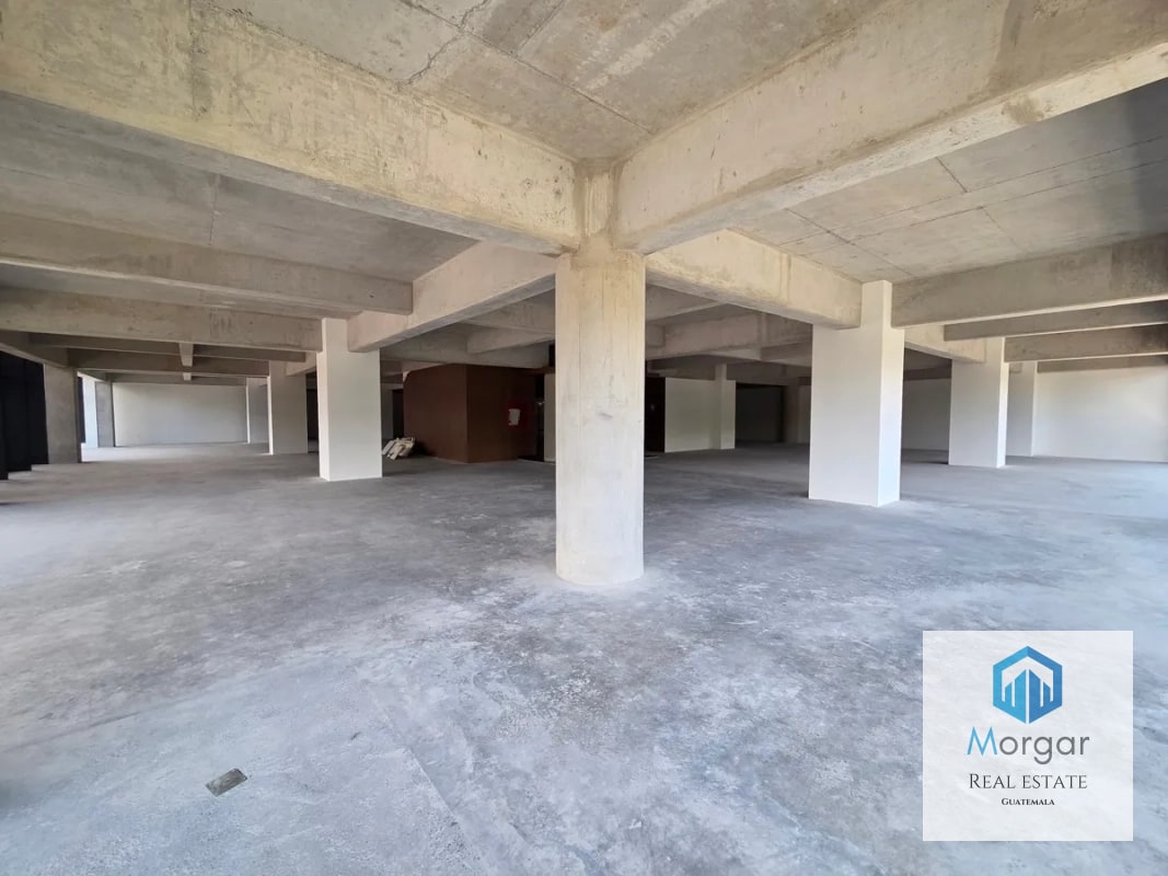 Oficina en Alquiler en Zona 10 de 924.50 Mts en $18,675 - 3