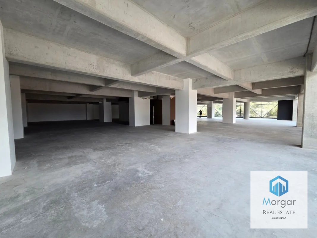Oficina en Alquiler en Zona 10 de 924.50 Mts en $18,675 - 2