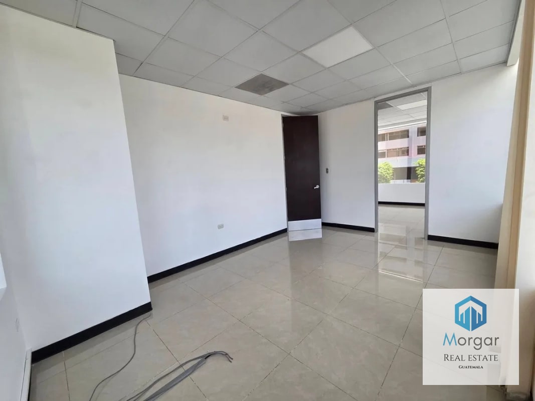 Oficina en Alquiler en Zona 10 de 2,082 Mts en $35,414.80 - 7