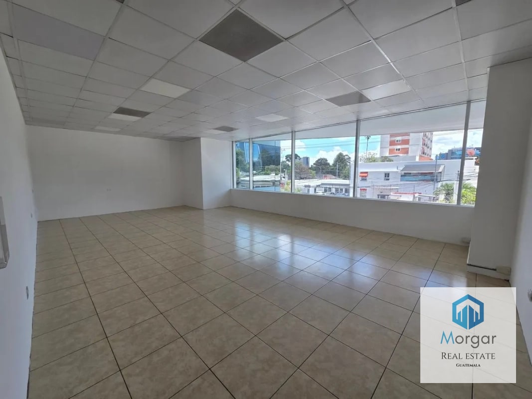 Oficina en Alquiler en Zona 10 de 2,082 Mts en $35,414.80 - 6