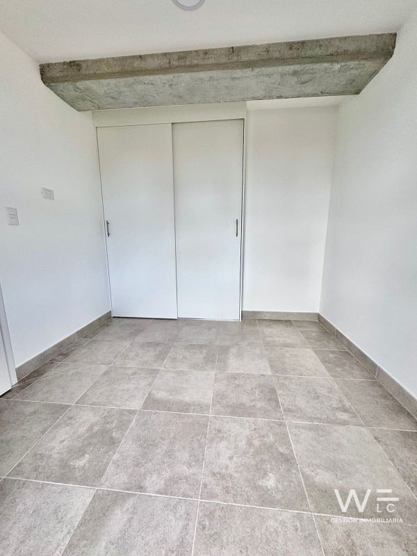 VENDO APARTAMENTO ZONA 10                  CODIGO: 1001-R-470 - 4