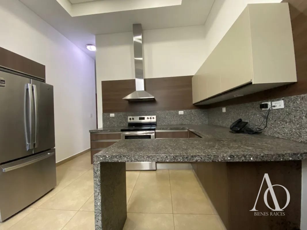 Casa en Alquiler en Ramblas de Cayalá, zona 16 / EN DIRECTO 11 — Casa en Alquiler en Ramblas de Cayalá, Zona 16, Guatemala, Ciudad — foto 3 de 17