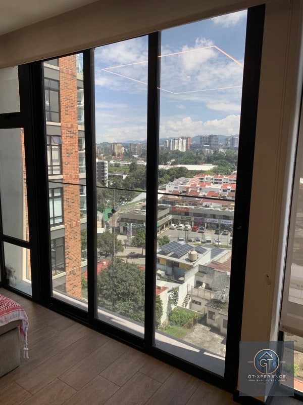 Lindo apartamento en venta en edificio IQ 10 zona 10 - 13
