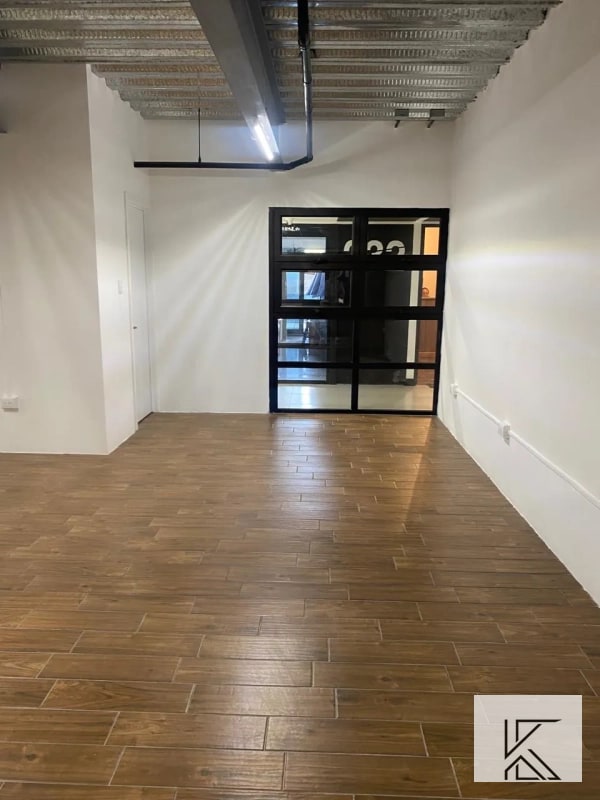 Oficina Moderna en Venta – Edificio Ascend, zona exclusiva en zona 9 - 8