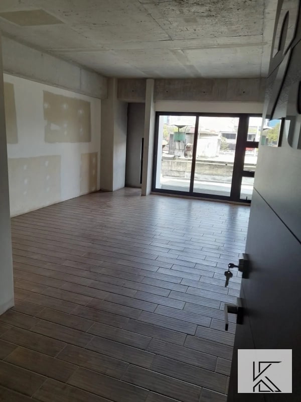 Oficina Moderna en Venta – Edificio Ascend, zona exclusiva en zona 9 - 2