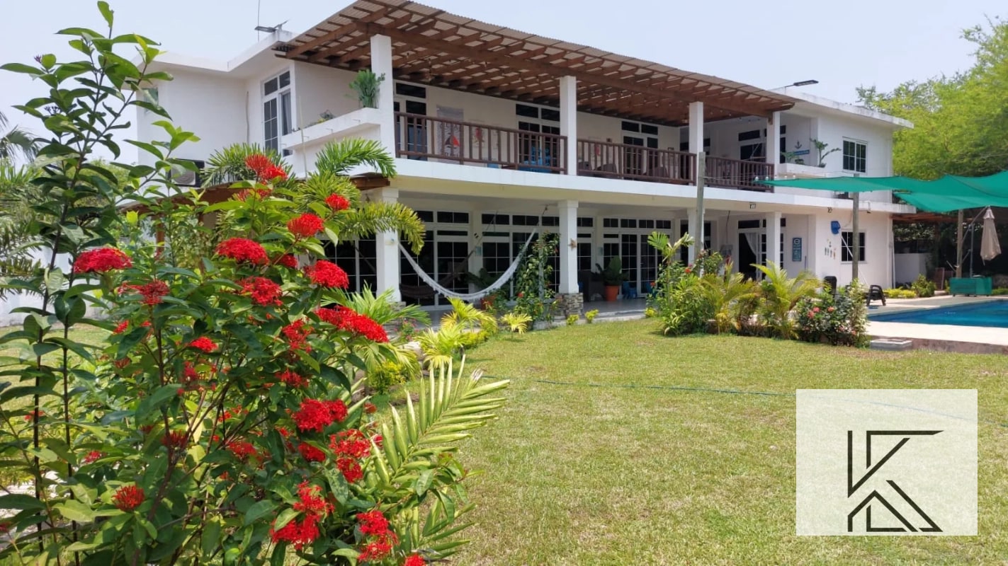 Casa en el puerto en Venta en Tortuga Laguna, camino a Monterrico - 16