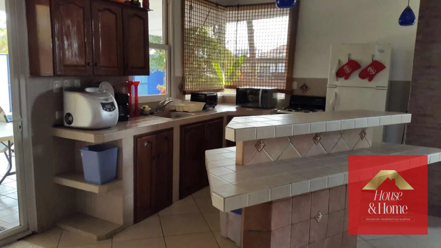 Casa de playa en venta Carretera a Chulamar - 4