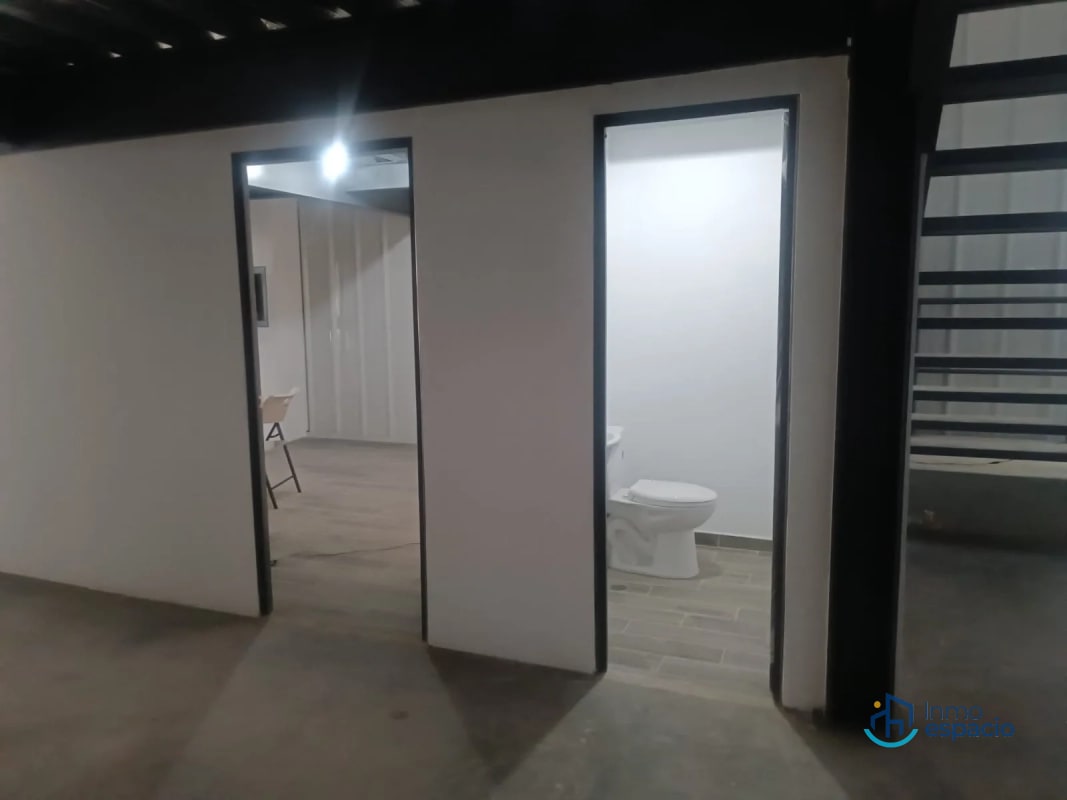 Bodega en Venta CAES KM 13 - 8