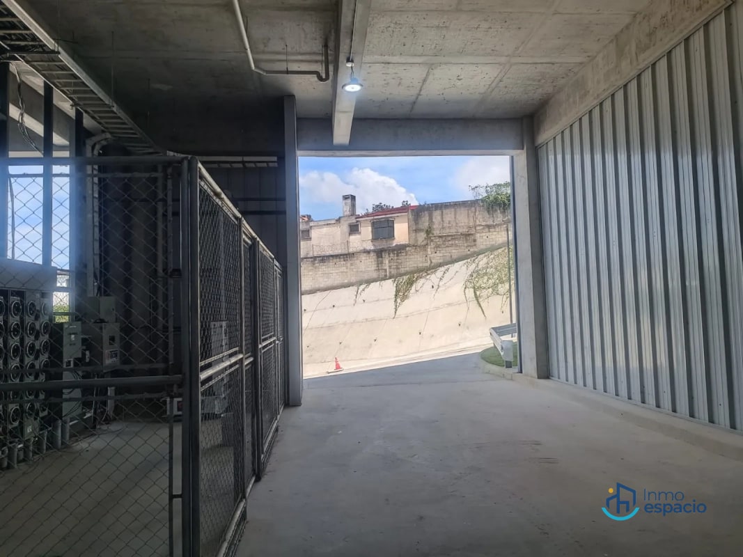 Bodega en Venta CAES KM 13 - 12